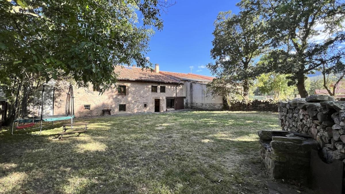 La Casa De Celada Villa Celada de Los Calderones Екстериор снимка